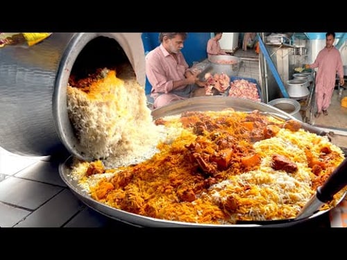 THE BEST CHICKEN BIRYANI IN KARACHI PAKISTAN | HUGE BIRYANI MAKING AT PAKISTANI STREET FOOD
