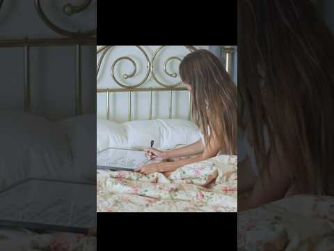 THE TRACKLIST !! π€ SILENCE BETWEEN SONGS 9/15 - pre save in comments