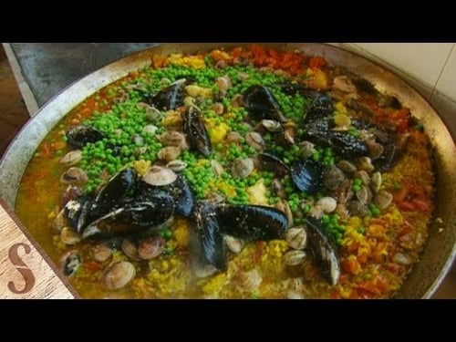 Spanish Culinary Delight: Chicken and Seafood Paella |Slice