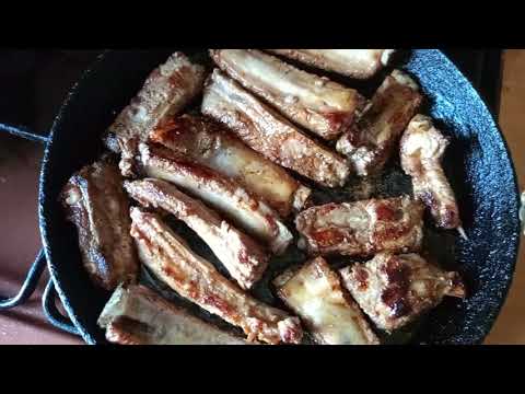 клетки для свиноматок. купили зерно.готовим мясо жарим ребрышки