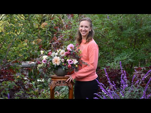 Cut Flower Garden Design // How to Design a Four-Season Cutting Garden in the Landscape