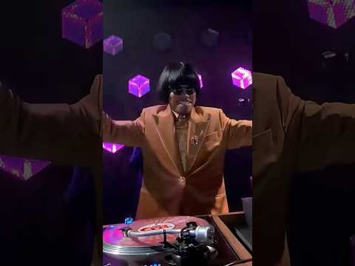 pov: you’re on stage with @AndersonPaak aka DJ Pee .Wee 🕶️ #raybanmeta #pov #music