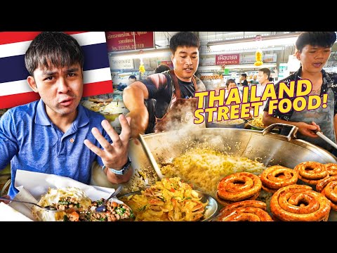Thai Street Food Tour🇹🇭 Thai Palengke Food Crawl!