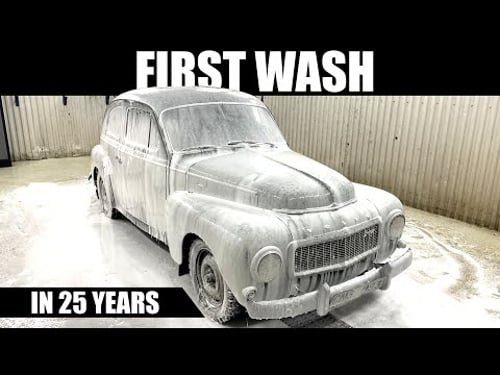 First Wash in 25 Years | 1962 Volvo PV 544