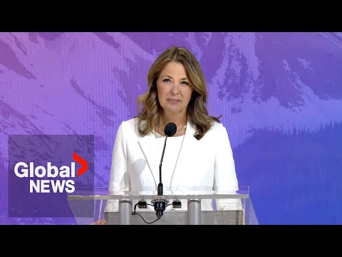 "Poilievre will lead conservatives to victory in next elections," says Alberta's Smith