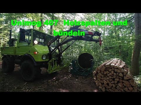 Unimog 407 Holzspalten und bündeln. Alle Anbauräume des Unimog nutzen.