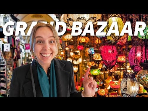 Shopping at the Grand Bazaar in Istanbul, Türkiye
