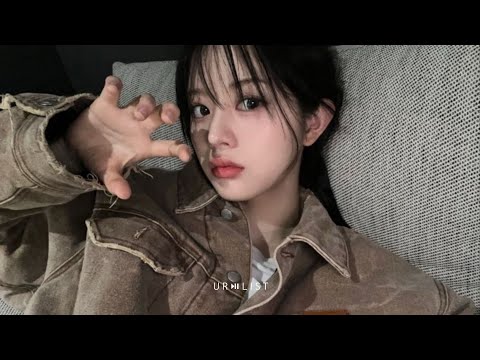 Crazy good from the very intro ๐ค A collection of vibe playlists ๐ง ยท Emotional Hip-hop, R&B Playlist