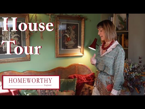 ENGLISH HOUSE TOUR | Inside the London Cottage of Color Consultant Fiona de Lys