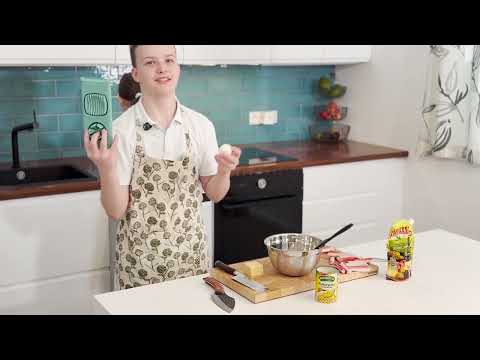 Рулетики из крабовых палочек и картофель фри