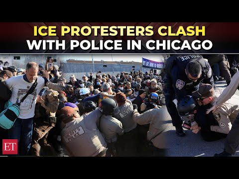 ICE protesters clash with police in Chicago; nearly two dozen people arrested