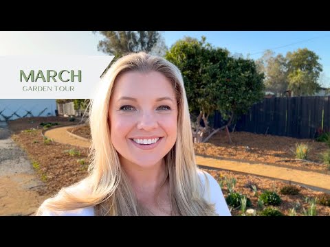 March Garden Tour! πΈ The Garden is Actually Starting to Look Like a GARDEN!
