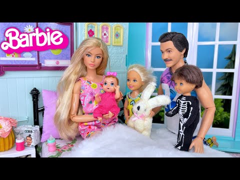 Barbie Doll Family New Baby Morning Routine & Ken Makes Breakfast