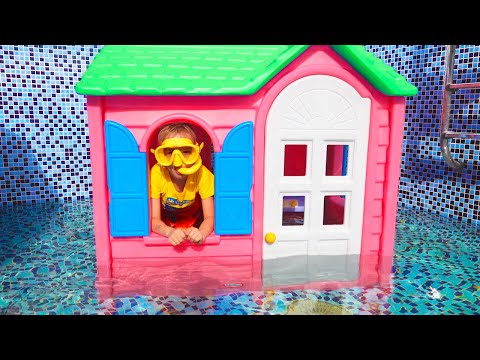 Vlad và Niki chơi với những câu chuyện về nhà chơi trẻ em dành cho trẻ em