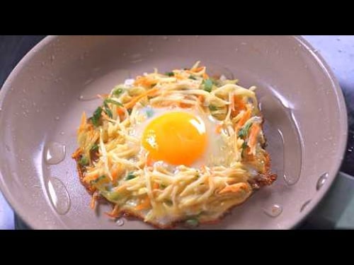 One-Pan Lazy Breakfast: Crispy Potato, Carrot & Egg | Quick, Easy & Delicious!