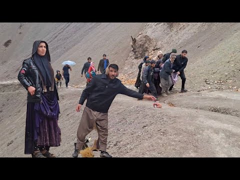 A shocking incident ð¥ and Atabak's help to the injured person