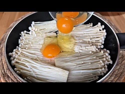 Pour the eggs over the enoki mushrooms, and a surprise happens! I cook this dish three times a week!