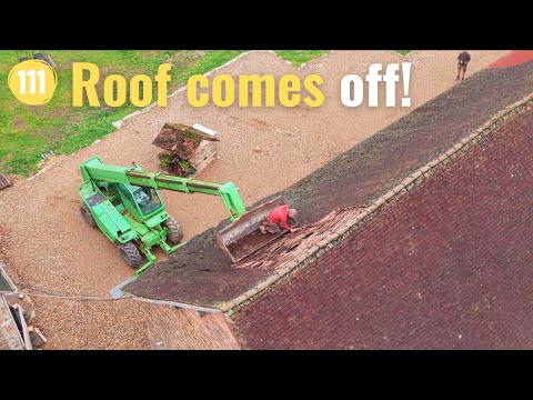Removing the Roof from a 200 Year Old Barn! | Farm Renovation in Southern France #111