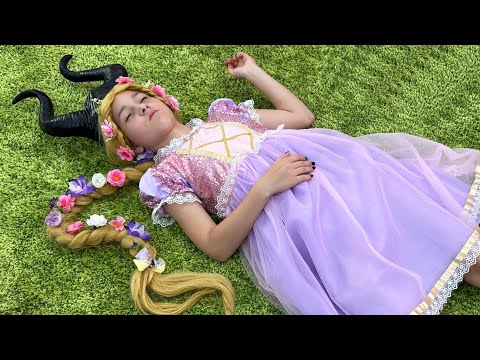Sofia Pretend Princess Rapunzel + more stories about toy beauty salon