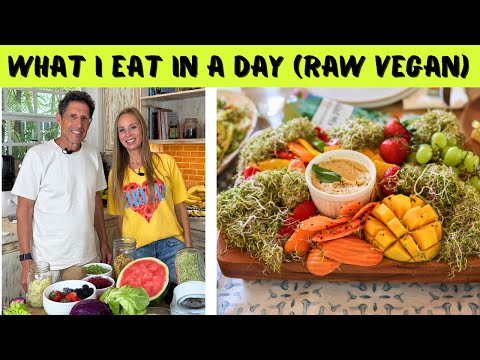 What I Eat in a Day 26 YEARS RAW VEGAN (Doug Evans)