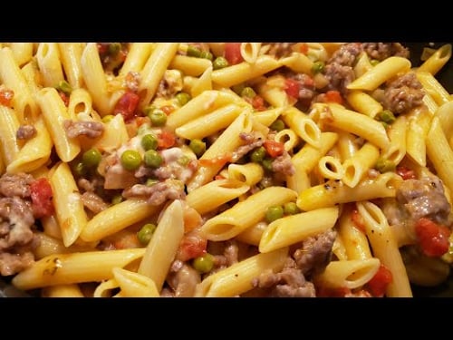 Pasta with sausage and cheese