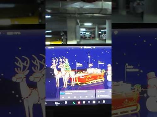 Modo Santa en Tesla 🎅| Update Navideña 2025 #Tesla #ModoSanta #Shorts #Autos #PrometeoTec #model3