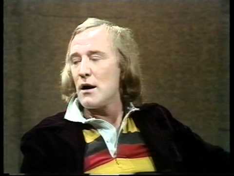 Richard Harris on Parkinson in 1973 Part 1