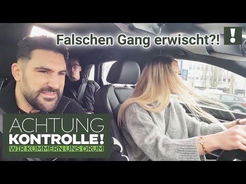 "Du lachst, mein Auto weint!" 😅 Ersten statt dritten Gang erwischt! | Achtung Kontrolle
