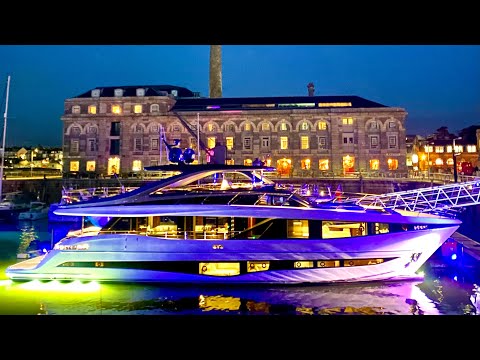 $16,000,000 Superyacht Tour : Princess Y95