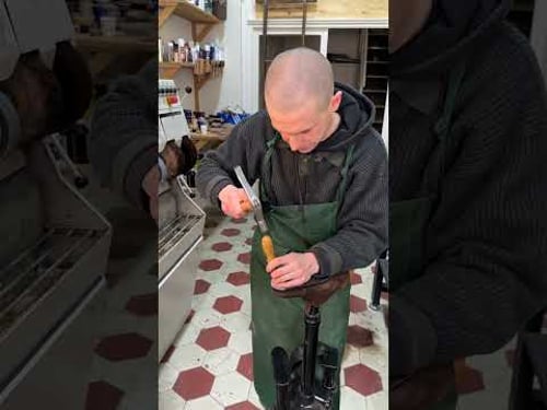 Un patin sous des souliers ? 👞