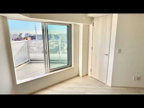 Micro Apartment in Tokyo with Balcony🏠🪴 - 26.5sqm / 285.2sqft(Ep 72)