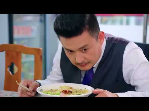 總裁到飯館吃面,老闆娘竟是離婚20年前妻,還為他生了女兒