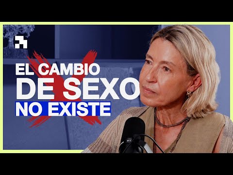 ESTÁN ATACANDO a la VERDADERA MASCULINIDAD y FEMINIDAD - María Calvo | Aladetres #88