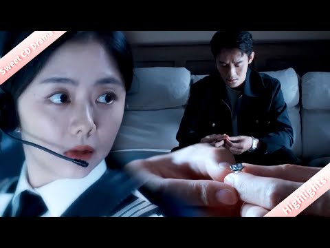 程霄分手後搬家,怎料顧南亭瞬間後悔深夜在家裡痛哭!💕#向风而行 #Flight to You #谭松韵 💗#王凯 #心動追劇社