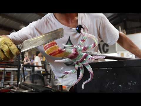 Creating A Glass Octopus - Luke Baldwin Guest Demonstration