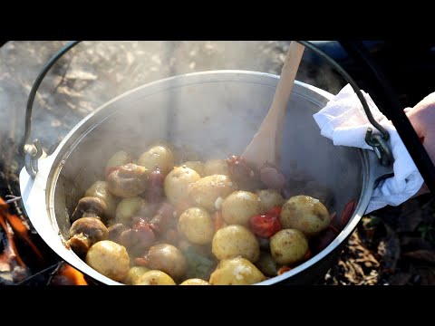КАРТОШКА ПО-ОХОТНИЧЬИ в ЛЕСУ на КОСТРЕ. БЛЮДО с ОСОБЕННЫМ ВКУСОМ.