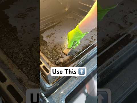 Easily CLEAN Your Oven With These Simple Tips #howto #cleaning #cleaningtips