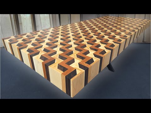 Table That's Fooling Everyone's Eyes