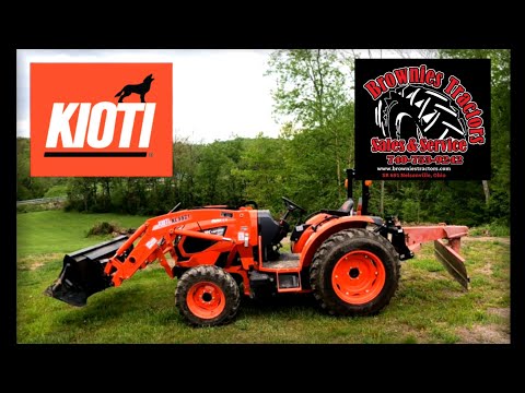 DK4720se Tractor Review (Kubota guy buys a Kioti)