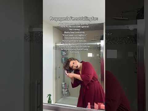 Curly hair PROPAGANDA Iβm not falling for