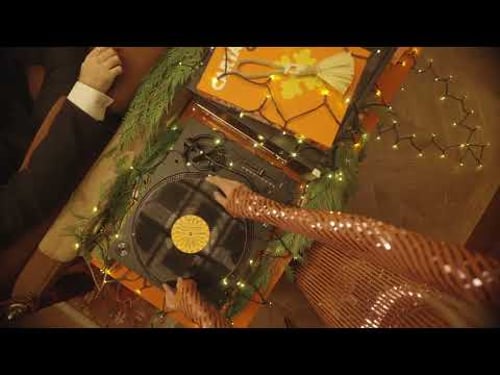 The JO Holiday Campaign