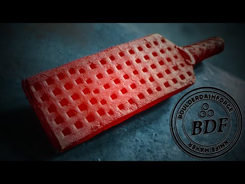 Forging a 300-Layer Damascus Knife with Copper Inlay and High-Carbon Core