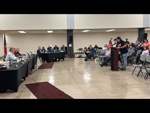 Robb Elementary victims’ families voice disgust after independent investigator presents findings...