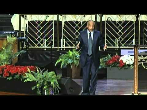"Keep On Running" Pastor John K. Jenkins Sr. (Encouraging Word)