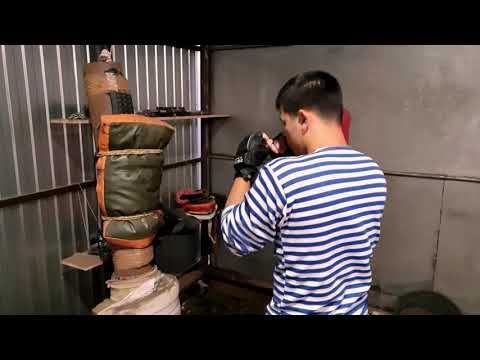 КАК НЕ УПАСТЬ В НОКАУТ ОТ ПЕРВОГО УДАРА НА УЛИЦЕ