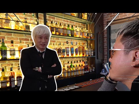 陳飛機(已離婚)去咗做牛郎。