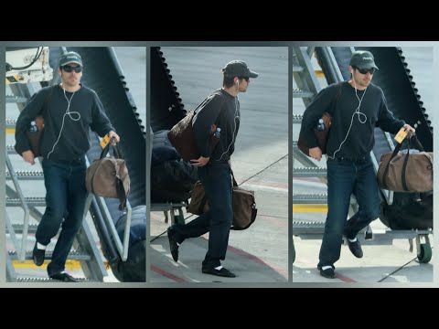 HARRY STYLES IN LOS ANGELES (February 6)