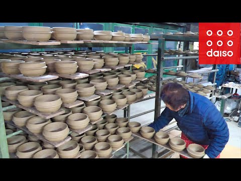 Mass production process of Korea’s earthenware pots made with clean clay.