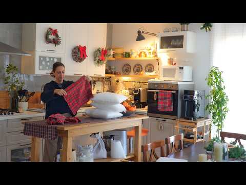 Little Christmas Moments: Lights, Scents, Joy at Home, and Traditions | Kitchen & Comfort