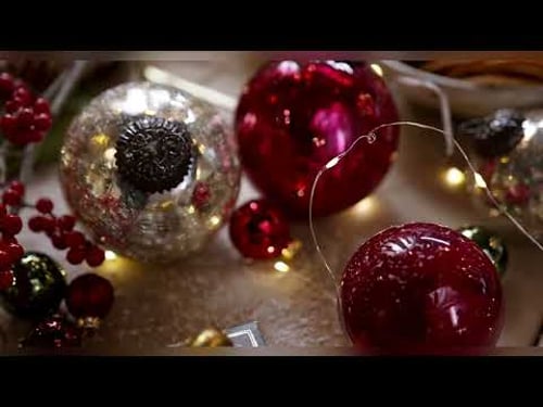High-End Christmas Decor Ideas -Trees, Ornaments, Wreaths, and Table Scapes. Let's get inspired!